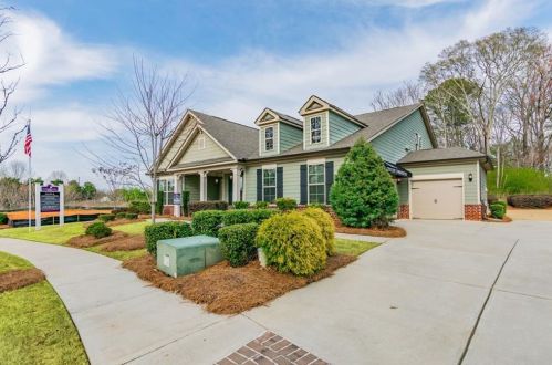 105 Carmichael Dr, Holly Springs, GA 30115-6875