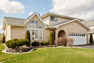 334 Highland Rd, Matteson, IL 60443-1377