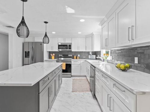459 Camp Westwood Rd, Coventry, RI 02827-1507