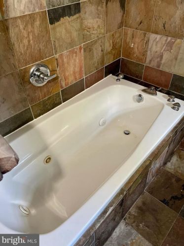 1401 State St, Trenton NJ 08609-1713 exterior