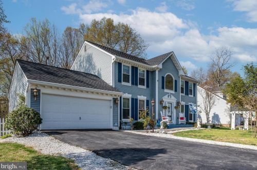 6102 Thayer St, Fredericksburg, VA 22407-8314