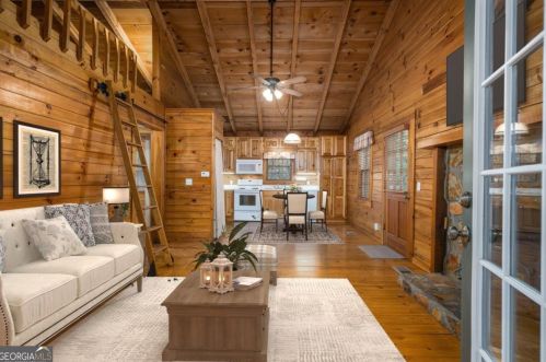 335 Misty Hollow Rd, Ellijay, GA 30536-6836