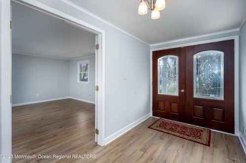 1 Brunswick Dr, Wall Township, NJ 07731-1722