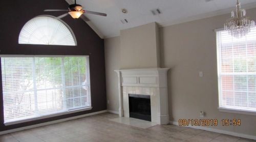 2304 Pagoda Oak Dr, Plano, TX 75074-3153