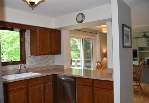 15737 Hayes Trail Ct, Saint Paul MN  55124-7143 exterior