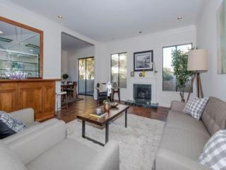 2285 Century Hl, Los Angeles, CA 90067-3523