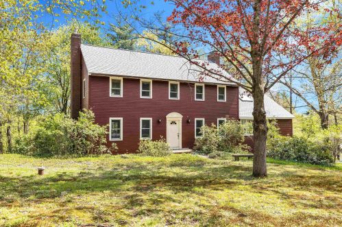13 Pinnacle Rd, Amherst, NH 03031-1873