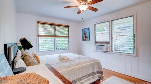 3077 Woolsey Pl, Honolulu HI  96822-1569 exterior