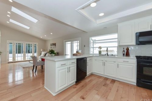 12 Campanero, Irvine CA  92620-1821 exterior