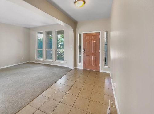 14313 Broadwinged Hawk Dr, Austin TX  exterior