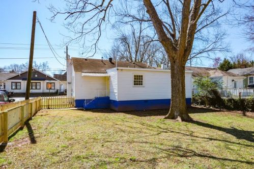 1771 Ctr Ave, Atlanta GA  30344-4725 exterior