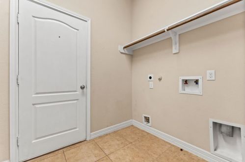 2042 Brodie Ln, Conroe TX  77301-7246 exterior