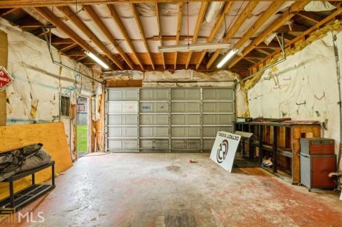 35 Carriage Trce, Stockbridge GA  30281-1328 exterior