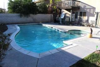15551 Caravelle Ave, Fontana CA  92336-4141 exterior