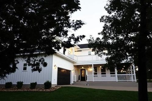 109 Concord Cir, Austin, TX 78737-9061