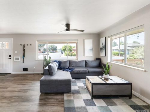 6505 54th Pl, Arvada CO  80002-3311 exterior