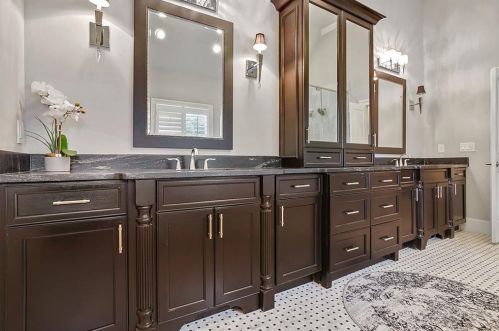 2292 Meadowvale Dr, Atlanta GA  30345-3543 exterior