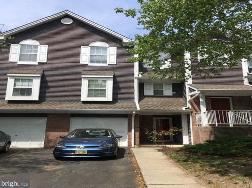 6 Halstead Pl, Princeton NJ  08540-6320 exterior