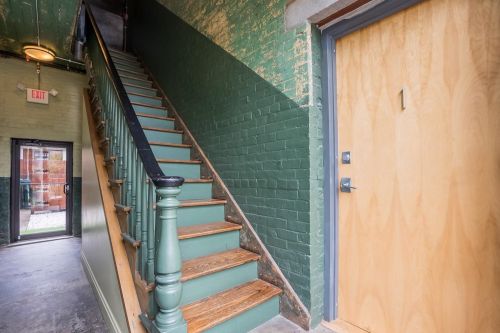 18 13th St, Cincinnati, OH 45202-7156