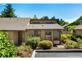 9040 130th Ave, Beaverton, OR 97008-7733