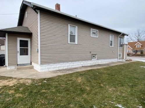 620 173rd St, Hammond, IN 46324-2602