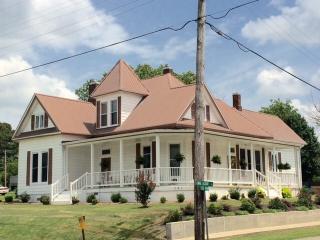 181 Main St, Bells, TN 38006-4061