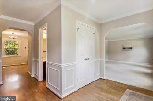 2417 Laurelwood Ter, Silver Spring MD 20905-6419 exterior