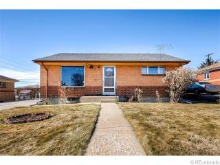 7611 Shoshone St, Denver, CO 80221-4202