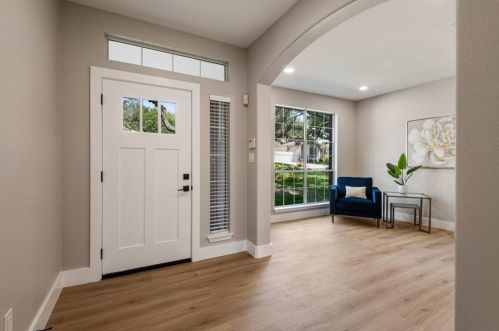 10209 Broomflower Dr, Austin TX  78739-1448 exterior