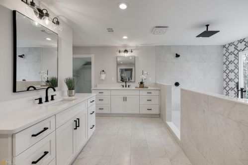 170 Huntcliff Pt, Atlanta GA  30350-1601 exterior