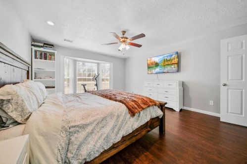 1100 Chateau Wood Pkwy Dr, Conroe TX  77385-9773 exterior