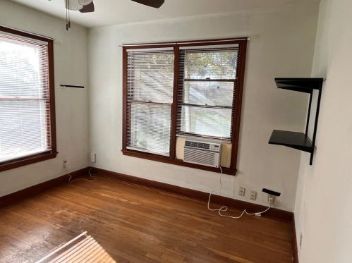 4406 Eilers Ave, Austin TX  78751-3928 exterior