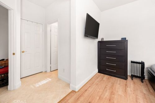 4256 Pondhill Ct, Riverside CA  92505-3464 exterior