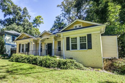 438 Burlington Rd, Atlanta GA  30307-1104 exterior