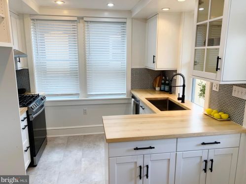 413 Ross St, Lancaster PA  17602-1941 exterior