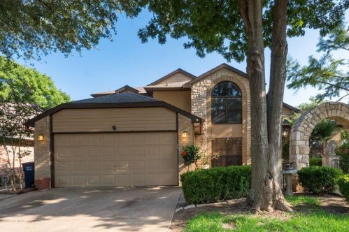 3129 Joymeadow Dr, Fort Worth, TX 76123-1039