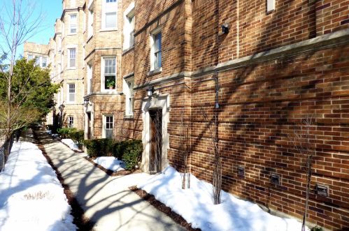 2016 Greenleaf Ave, Chicago IL  60645-3540 exterior