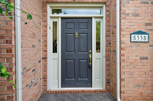 5335 Briarleigh Close, Atlanta, GA 30338-7006
