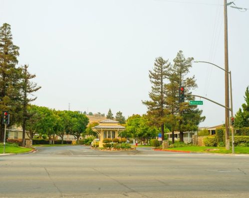 471 Chateau La Salle Dr, San Jose, CA 95111-3040