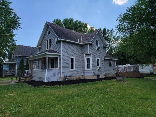 604 Center Ave, Hayfield, MN 55940-8850