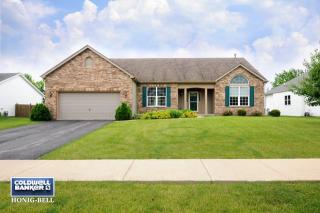 944 Western Ln, Plattville, IL 60560-2700