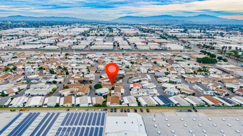 27 Spruce Via, Anaheim CA  92801-1043 exterior