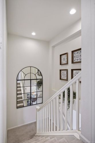 14744 Crestridge Dr, Aurora CO 80015-4207 exterior