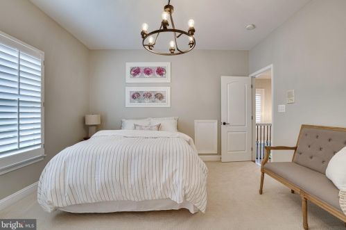 15747 Spyglass Hill Loop, Gainesville VA  20155-3239 exterior