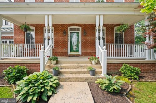 10922 Crider Ct, Bristow, VA 20136-1354