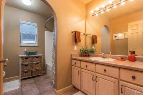 381 Conquistador Ave, Pueblo CO 81007-3650 exterior