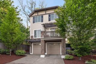 15579 68th Ct, Redmond, WA 98052-4829