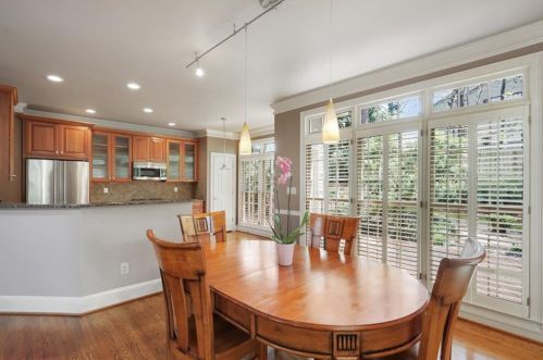 3027 Lanier Dr, Atlanta GA  30319-2744 exterior