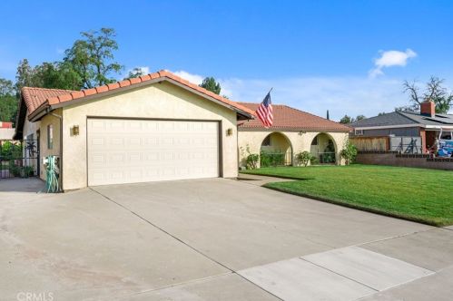 12737 Lantana Ave, Yucaipa, CA 92399-4913