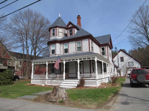 7 Main St, Alstead, NH 03602-3219